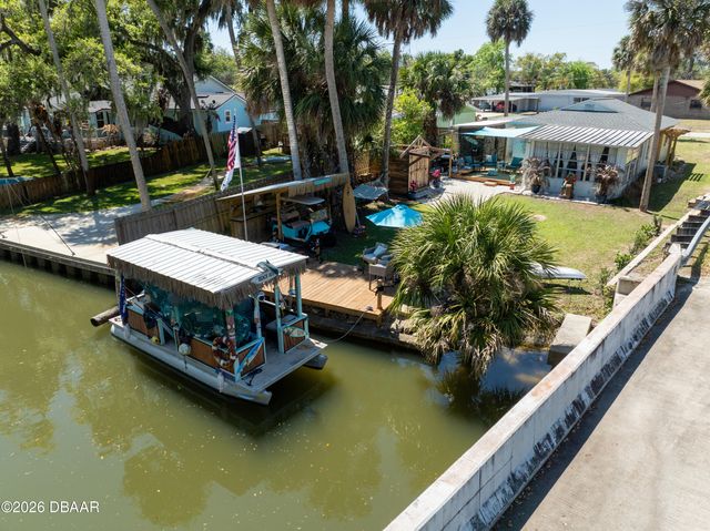 69 E Bayshore Drive, Port Orange, FL 32127