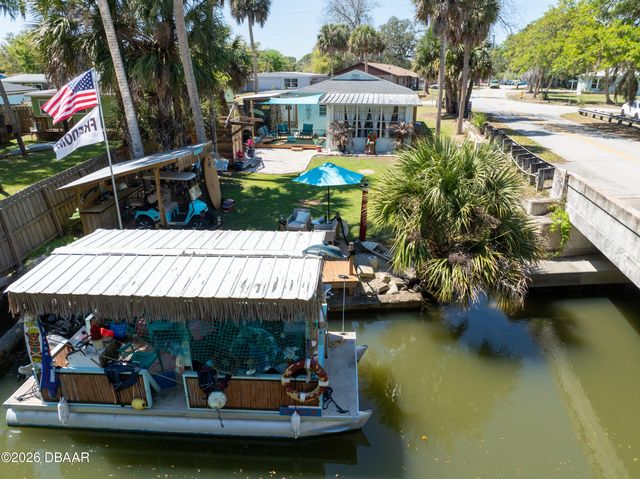 69 E Bayshore Drive, Port Orange, FL 32127