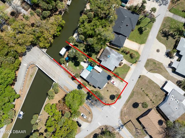 69 E Bayshore Drive, Port Orange, FL 32127