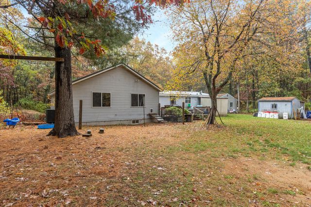 8233 S Beech Avenue, Croton Twp, MI 49329