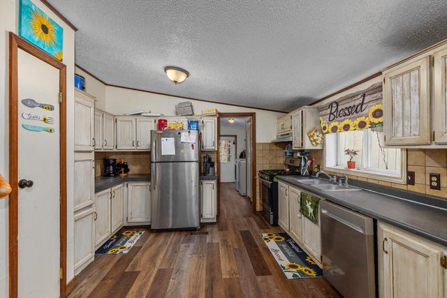 8233 S Beech Avenue, Croton Twp, MI 49329