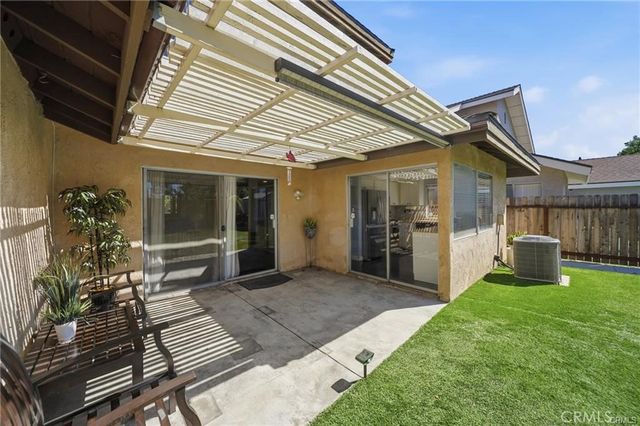 3702 W Park Central, Orange, CA 92868