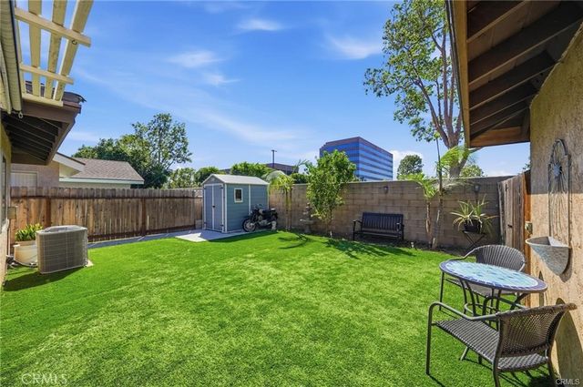 3702 W Park Central, Orange, CA 92868