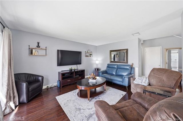 3702 W Park Central, Orange, CA 92868