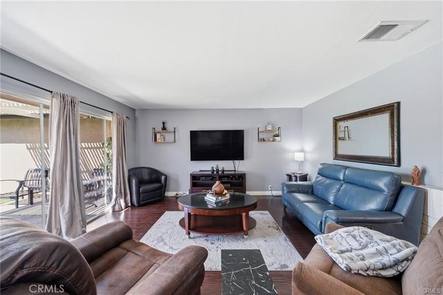 3702 W Park Central, Orange, CA 92868