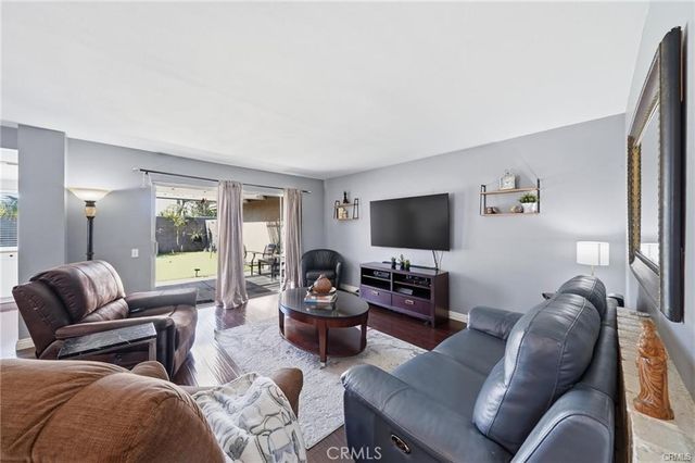 3702 W Park Central, Orange, CA 92868