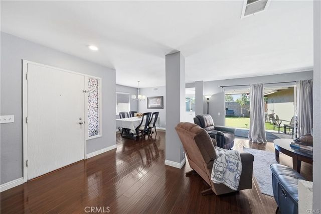 3702 W Park Central, Orange, CA 92868