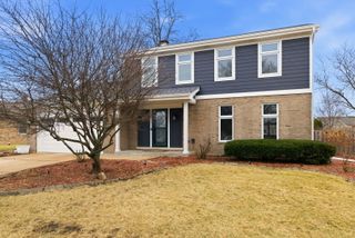 20W481 Westminster Drive, Downers Grove, IL 60516