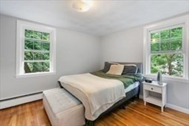 60 Vinton St 3, Melrose, MA 02176