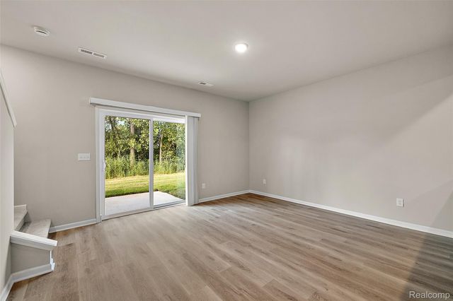 28139 Loews Drive Unit 4D, Chesterfield Township, MI 48051