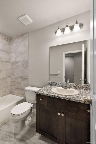 28139 Loews Drive Unit 4D, Chesterfield Township, MI 48051