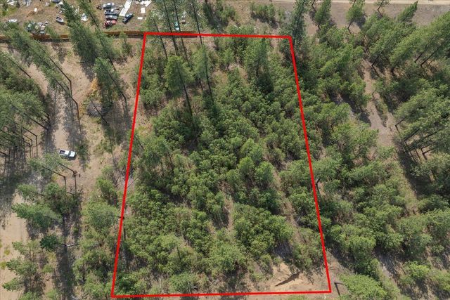 5123 E Chattaroy Rd, Chattaroy, WA 99003