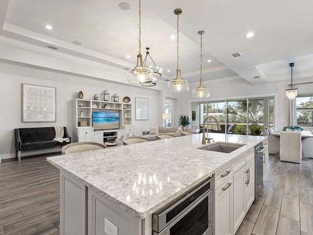 8191 REDONDA LOOP, Lakewood Ranch, FL 34202