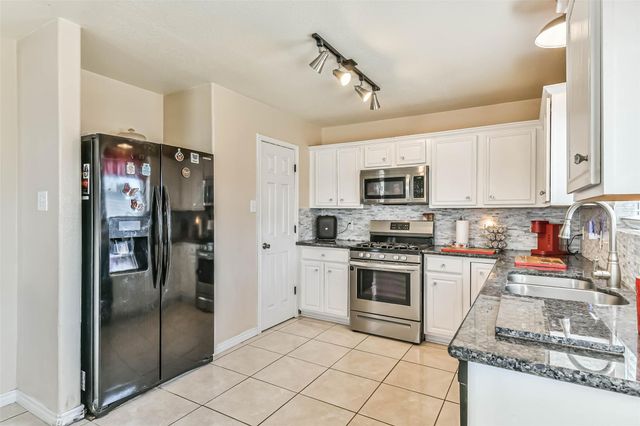 8319 White Pine Lane, Baytown, TX 77523
