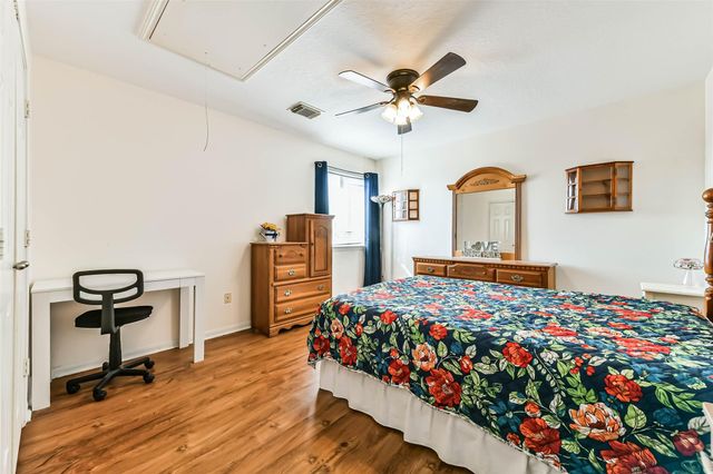 8319 White Pine Lane, Baytown, TX 77523