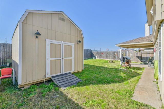8319 White Pine Lane, Baytown, TX 77523