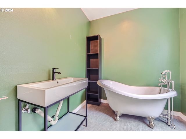 9116 N WILLAMETTE Blvd, Portland, OR 97203