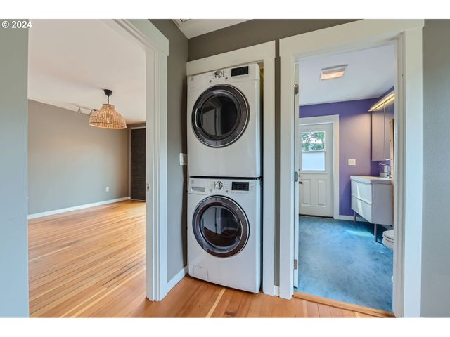 9116 N WILLAMETTE Blvd, Portland, OR 97203