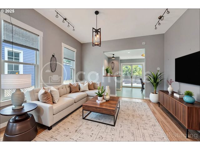 9116 N WILLAMETTE Blvd, Portland, OR 97203