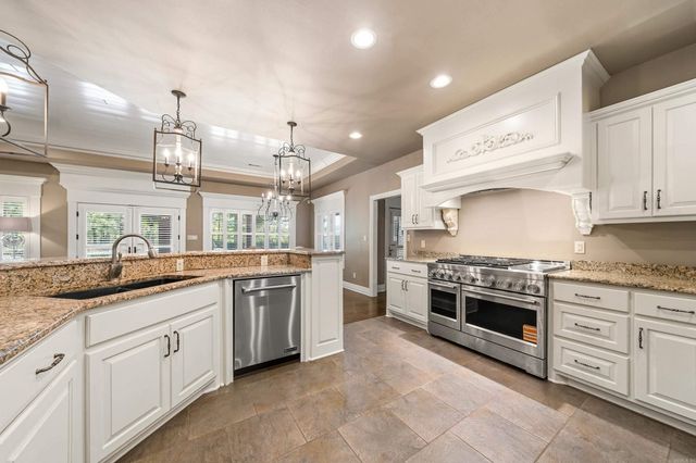 126 Oak Shores Circle, Hot Springs, AR 71913