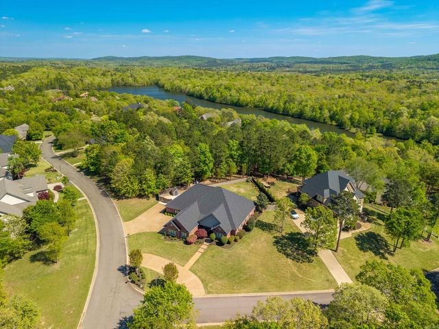 126 Oak Shores Circle, Hot Springs, AR 71913