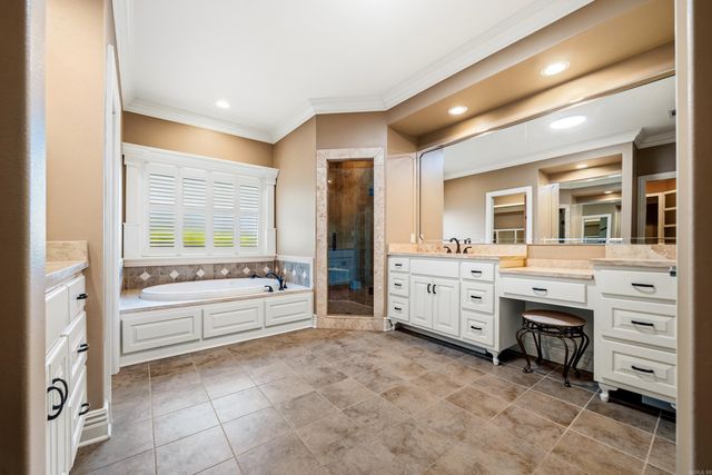 126 Oak Shores Circle, Hot Springs, AR 71913