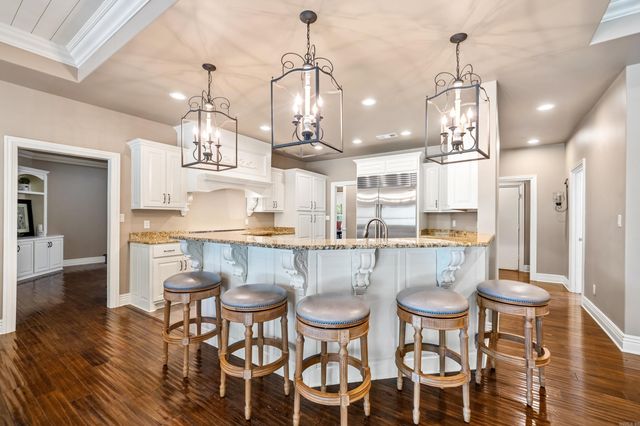 126 Oak Shores Circle, Hot Springs, AR 71913