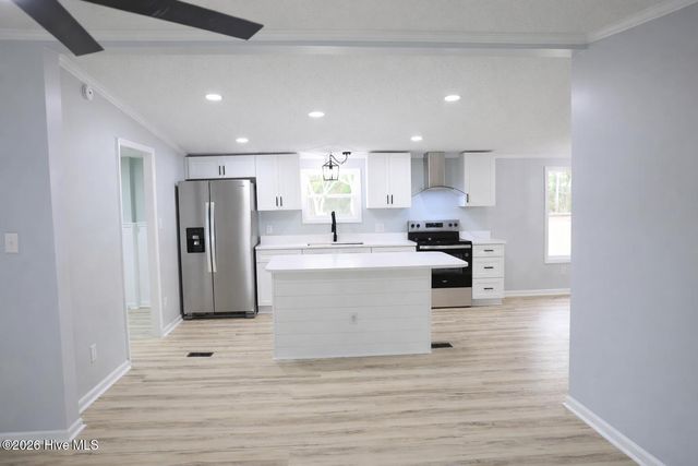 590 Luther Banks Road, Richlands, NC 28574