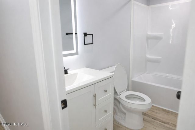 590 Luther Banks Road, Richlands, NC 28574