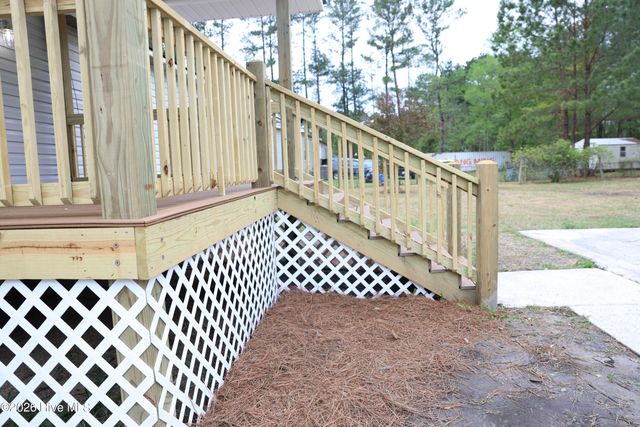 590 Luther Banks Road, Richlands, NC 28574