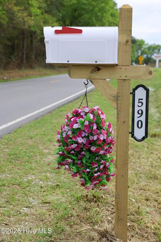 590 Luther Banks Road, Richlands, NC 28574