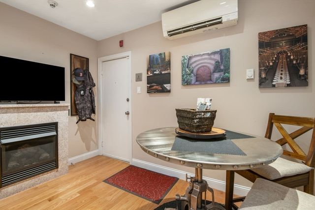 27 Clark Street 6, Boston, MA 02109