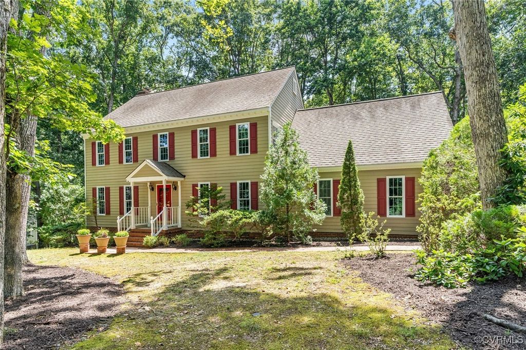 2308 Edgeview Ln, Midlothian, VA 23113