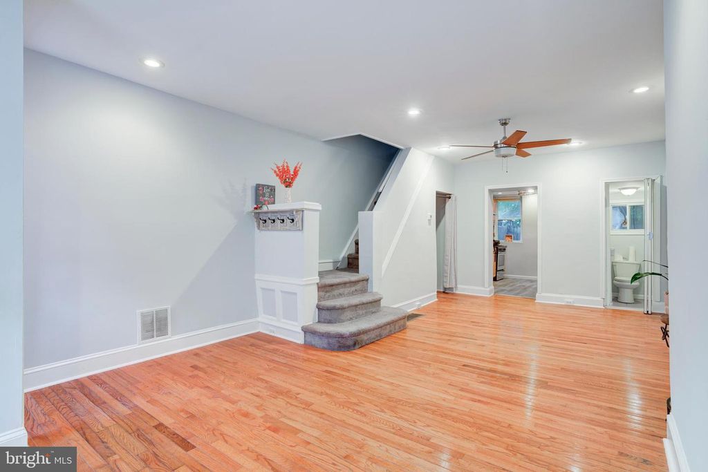 445 TREE ST, PHILADELPHIA, PA 19148 — photo 5