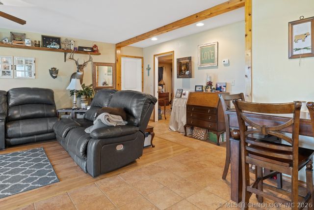 3 Shady Grove, Bennington, OK 74723
