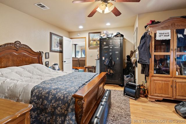 3 Shady Grove, Bennington, OK 74723