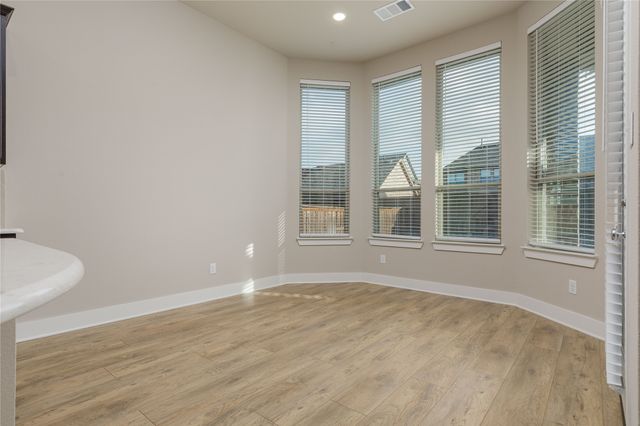 1829 Leo Drive, Van Alstyne, TX 75495