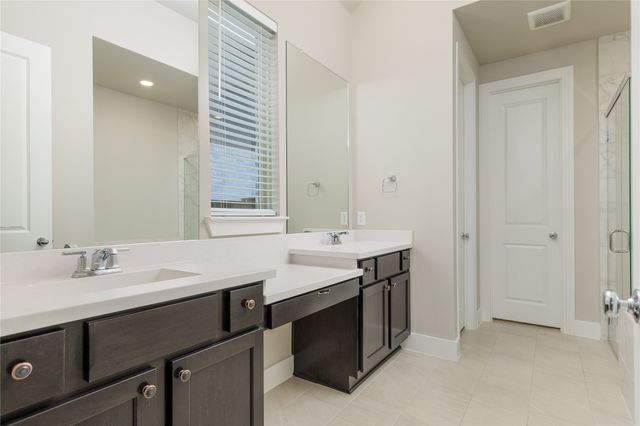 1829 Leo Drive, Van Alstyne, TX 75495