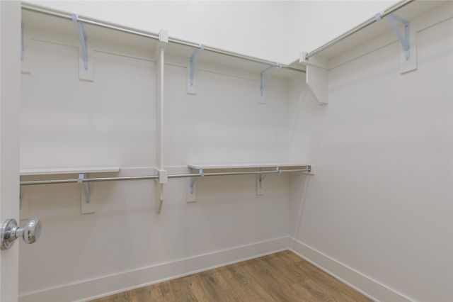 1829 Leo Drive, Van Alstyne, TX 75495