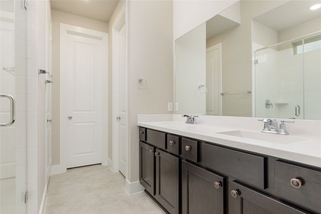 1829 Leo Drive, Van Alstyne, TX 75495