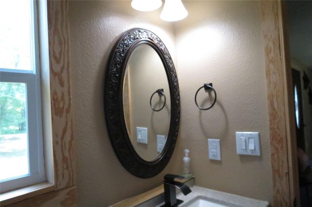 177 White Oak Drive, Trinity, TX 75862