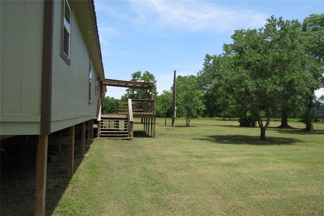 177 White Oak Drive, Trinity, TX 75862