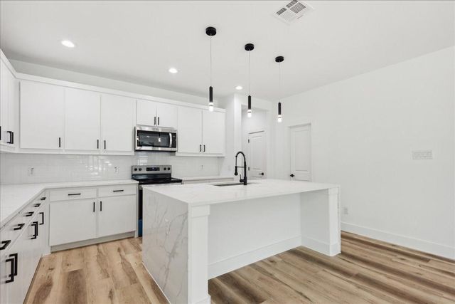 3930 Coolidge Street, Dallas, TX 75215
