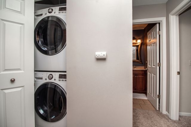 197 Uteg Street 201A, Crystal Lake, IL 60014