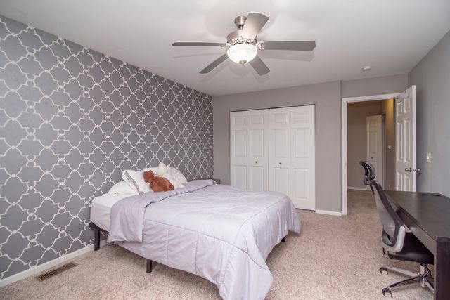 197 Uteg Street 201A, Crystal Lake, IL 60014