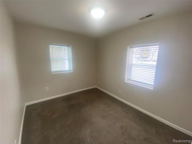 2832 Tuxedo Boulevard, Waterford, MI 48329