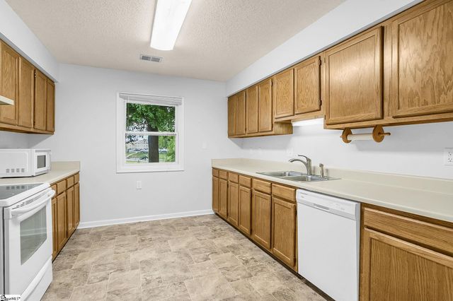 209 S Woodgreen Way, Greenville, SC 29615
