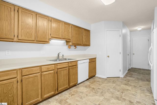 209 S Woodgreen Way, Greenville, SC 29615