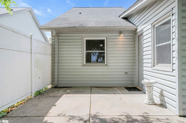 209 S Woodgreen Way, Greenville, SC 29615