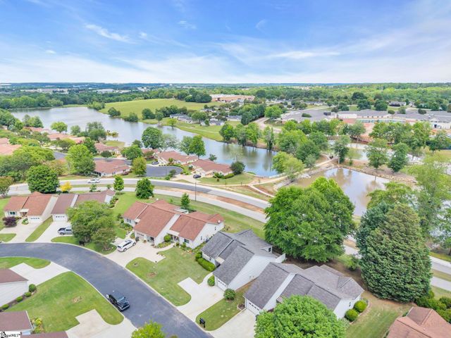 209 S Woodgreen Way, Greenville, SC 29615